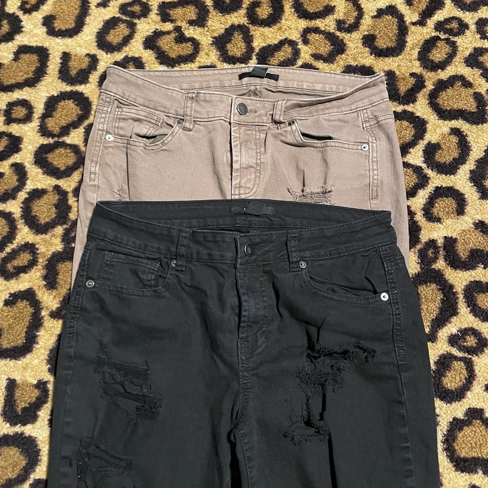 Bundle of black & khaki jeans
